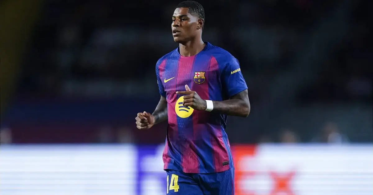 راشفورد يُثير الجدل ويُطالب فليك بإبقاء نجم برشلونة على مقاعد البدلاء في الكلاسيكو