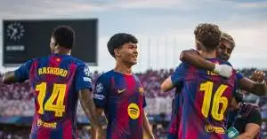 تخوف شديد في غرفة ملابس برشلونة قبل الكلاسيكو بسبب الأداء المتواضع لنجم الفريق!