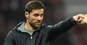 تشابي ألونسو يفرض قرارًا صادمًا في ريال مدريد.. نجم كبير يواجه مصير الرحيل!