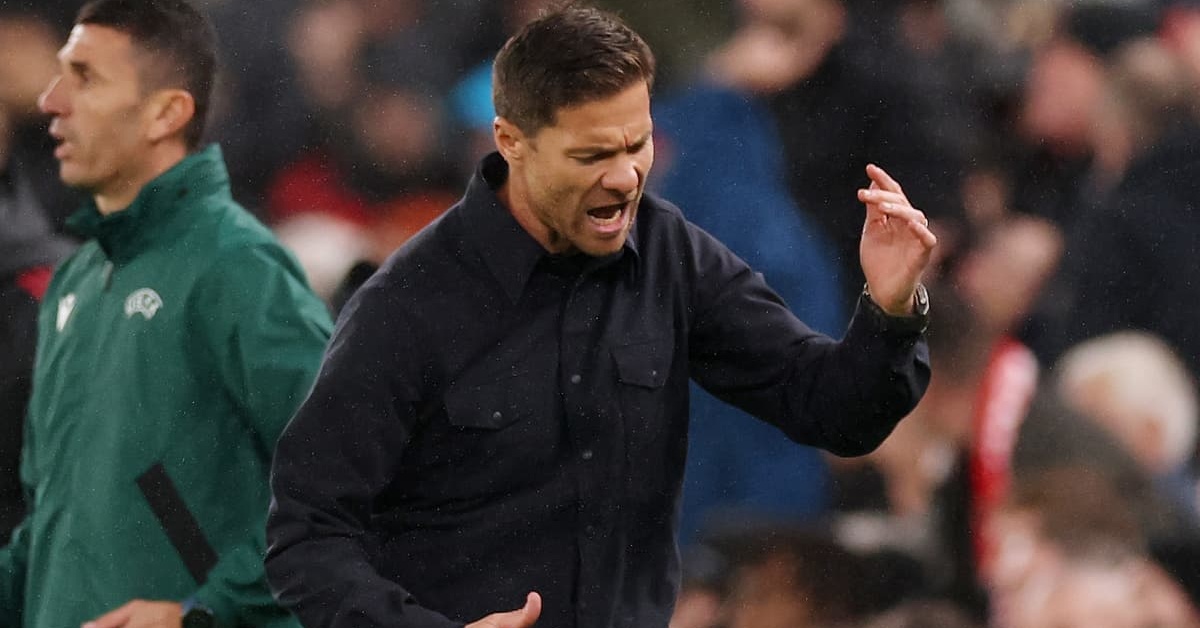 بعد الخسارة أمام ليفربول: تشابي ألونسو يكشف عن حزنه لعدم التعاقد مع هذا اللاعب الصيف الماضي!