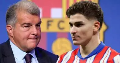 برشلونة يكشف خطة تبادلية مذهلة لضم جوليان ألفاريز في خطوة مفاجئة!