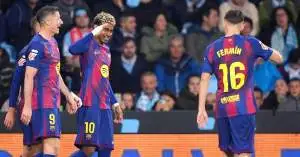 برشلونة يقترب من ريال مدريد بفوز مثير في بالايدوس… نجم الفريق تحت الضغط بعد استياء زملائه!