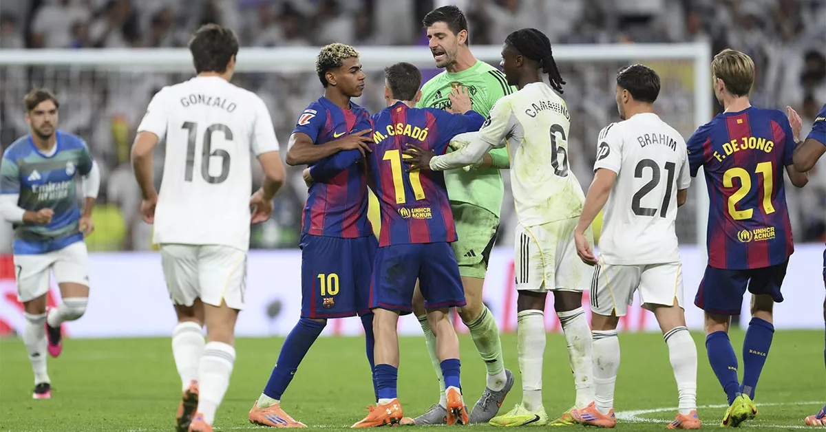 صفقة نارية في الأفق: صراع شرس بين برشلونة وريال مدريد على نجم خط وسط مميز!