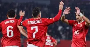 تعادل الأهلي مع الجيش الملكي في دوري أبطال إفريقيا: غضب من غياب تقنية الفار واستياء توروب من تصرفات نجم الفريق في اللحظات الحاسمة