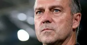 فليك يطالب برشلونة بضم نجم برتغالي مقابل 40 مليون يورو لتعزيز دفاع الفريق