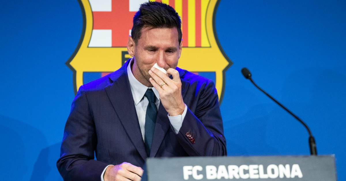 دعوات للكشف عن الأسباب الحقيقية وراء مغادرة أسطورة كرة القدم برشلونة