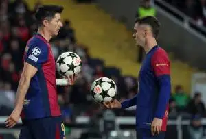 كلمات تحفيزية تعيد الثقة لفريق برشلونة قبل انتصاره على إلتشي