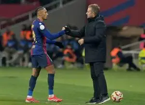 كيف ساهم هانسي فليك في تطوير أداء أحد نجوم برشلونة