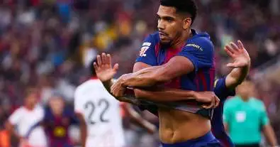 النجم الكتالوني يكشف عن النصيحة الذهبية التي غيرت مسيرته
