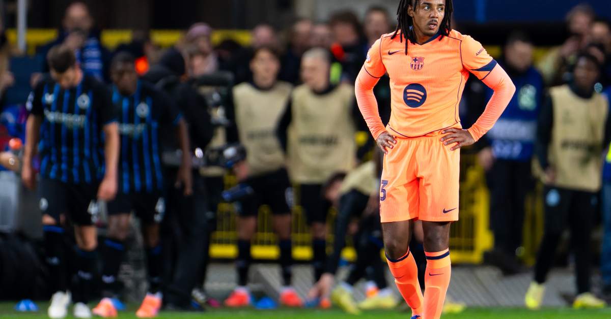 تحديات كوندé: أداء متقلب في برشلونة وتأثيره على منتخب بلاده