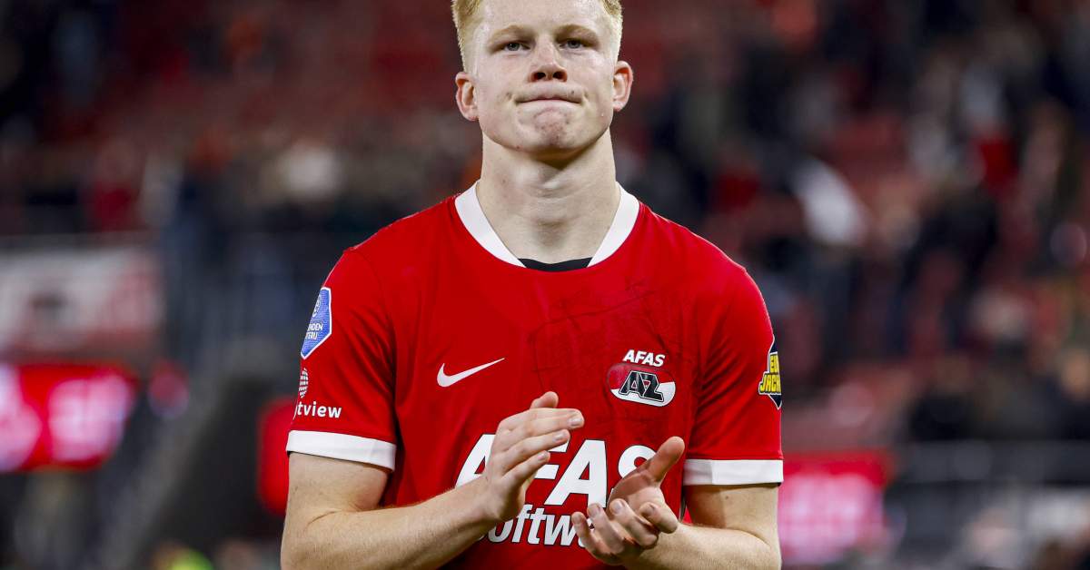 مواهب جديدة تثير الإعجاب: مقارنة مثيرة بين نجم شاب ونجم برشلونة