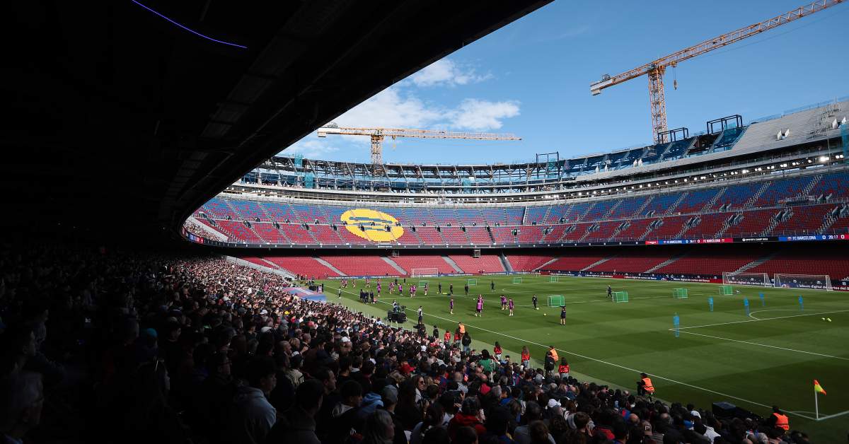 حماس كبير في تدريب برشلونة المفتوح على ملعب كامب نو