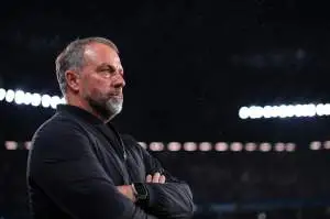 فليك يعبر عن سعادته بفوز برشلونة على سيلتا ويشيد بأداء اللاعبين