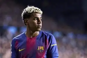 ردود فعل مثيرة بعد انسحاب نجم برشلونة من المنتخب الإسباني