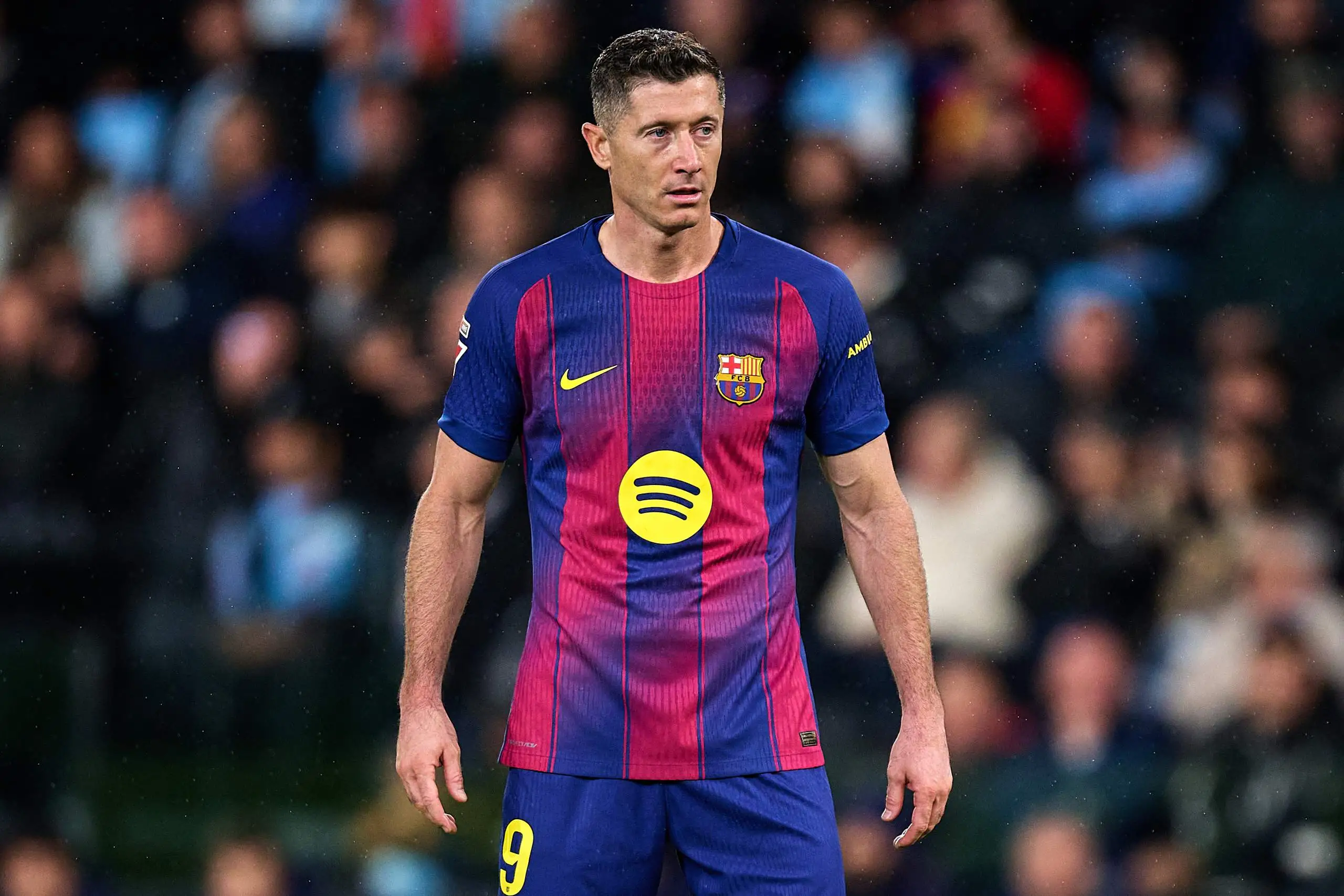 برشلونة يتألق في أوروبا وليفاندوفسكي يتجه نحو مغامرة جديدة
