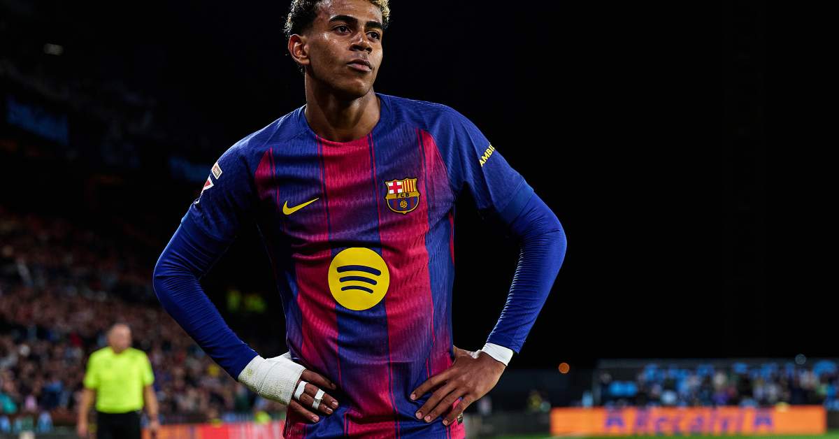 تحذير من مدرب إسبانيا لبرشلونة بشأن رعاية اللاعبين