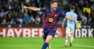 كان ليفاندوفسكي على حق: طلبه من فليك لاستبعاد نجم برشلونة من التشكيلة الأساسية يُحدث ضجة!