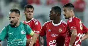 خلافات داخل الأهلي بعد التعادل مع المصري: انتقادات حادة لثلاثي الفريق ورد فعل مفاجىء بشأن زيزو