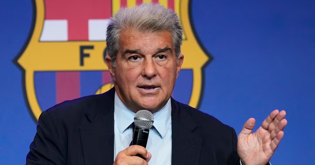 لابورتا يفرض تحديًا ضخمًا على تشيلسي: 100 مليون يورو أو فشل الصفقة!