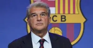 لابورتا يخطط لثورة في برشلونة: تعزيزات شاملة في الدفاع والهجوم بعد السقوط المدوي أمام تشيلسي!