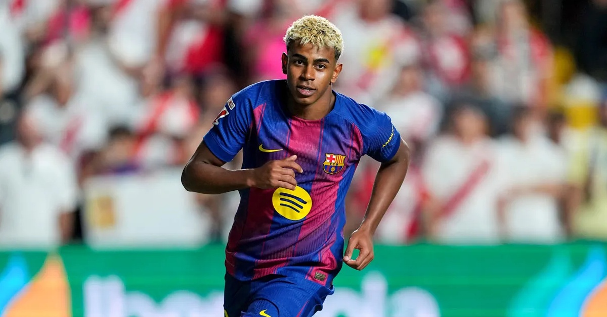 لامين يامال في قلب العاصفة: سلوكياته خارج الملعب تثير قلق برشلونة، واللاعب يواجه تحديات كبيرة داخل الفريق!