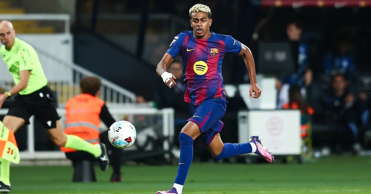 لامين يامال يُفجر مفاجأة في برشلونة: طلب جريء يغير مستقبل الفريق!