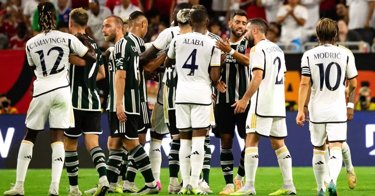 مانشستر يونايتد يُجدد محاولاته لضم نجم ريال مدريد رغم الرفض القاطع!