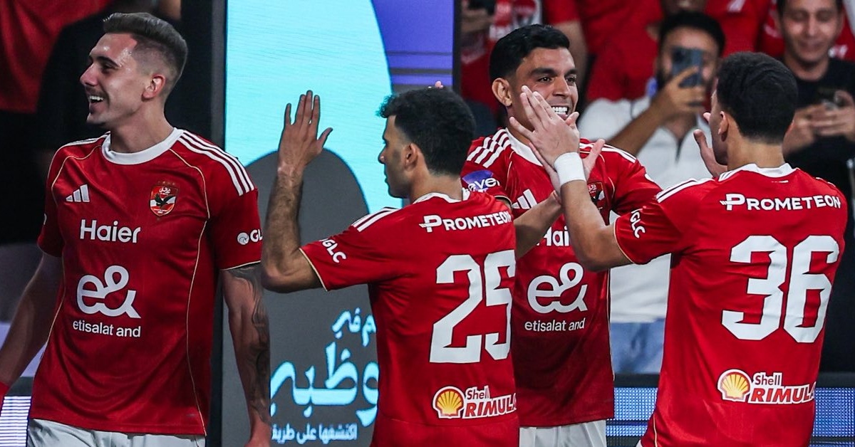 مفاجآت في الأهلي: صفقة مرتقبة لدعم الدفاع والهجوم خلال الشتاء