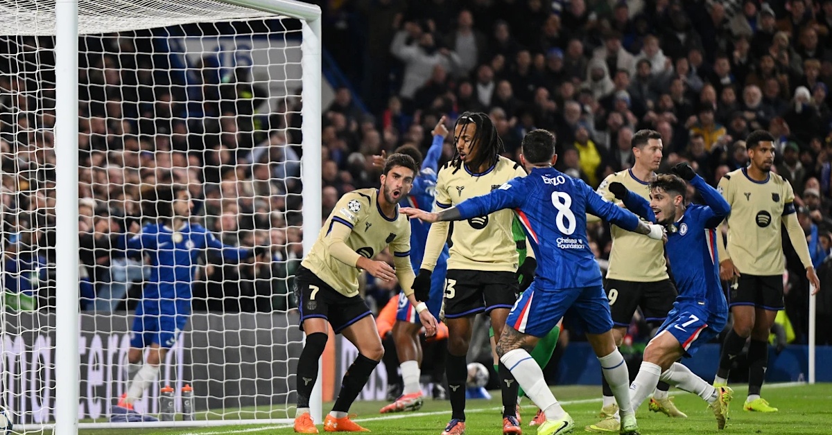 قرار حاسم في برشلونة: تغييرات دفاعية جذرية بعد الهزيمة المدوية في لندن!