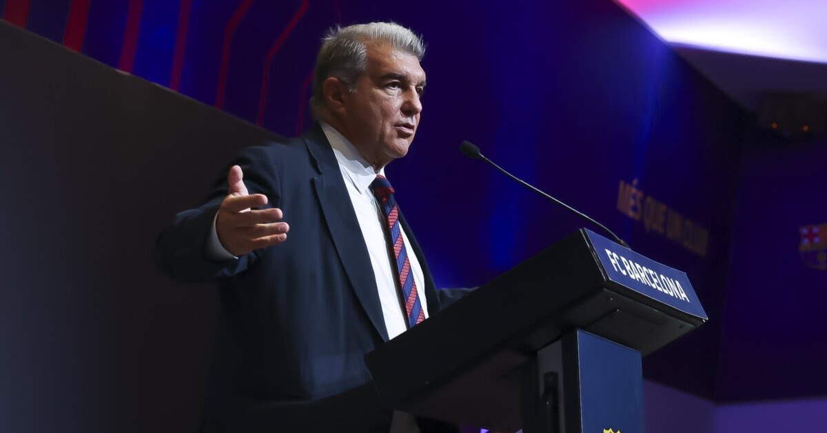 قرار حاسم من لابورتا بعد الهزيمة أمام تشيلسي: برشلونة يخطط لصفقة ضخمة مع نجم أتلتيكو مدريد!