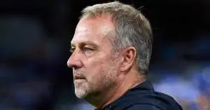 قرار مفاجئ في برشلونة: فليك يُغلق الباب أمام صفقة هجومية كبيرة لحماية مستقبل يامال