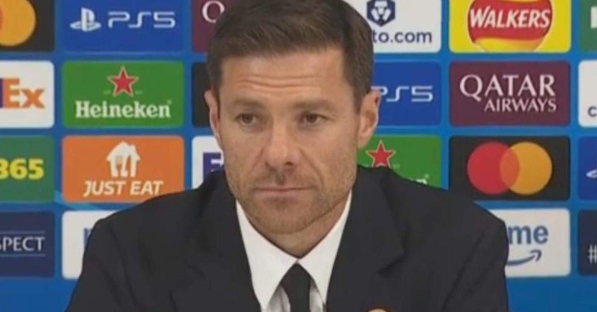 تشابي ألونسو يبقيه خارج التشكيلة الأساسية أمام ليفربول الليلة… واللاعب يقترب من المغادرة!