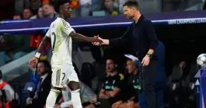 تشابي ألونسو يوجه رسالة حاسمة بعد تصرف غير متوقع من نجم ريال مدريد!