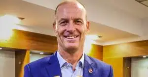 توروب وشوبير يطالبان الخطيب بصفقة تاريخية بعد تتويج الأهلي بالسوبر!