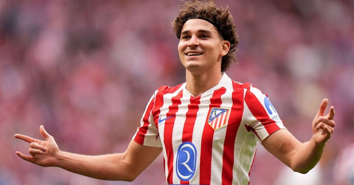 ألفاريز يفاجئ الجميع بخطوة غير متوقعة نحو برشلونة في الميركاتو المقبل