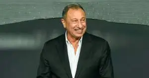 الخطيب يفتح الباب لرحيل مفاجئ ومهاجم جديد يلوح في الأفق