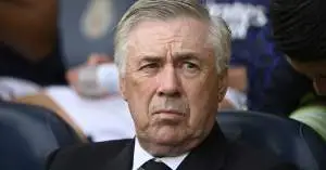 أنشيلوتي كان على حق… وتشابي ألونسو يؤكد: نجم ريال مدريد غير جاهز وسيغادر في يناير!