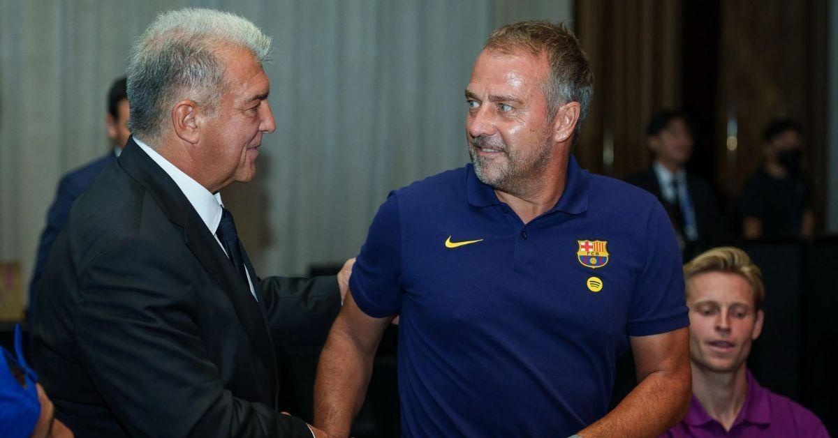 برشلونة يفتح ملف المدرب.. لابورتا يحدد خيارًا جاهزًا لخلافة فليك