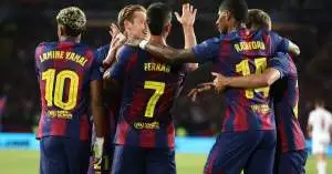 برشلونة يرفض عرضًا مغريًا ويغلق الباب أمام رحيل اللاعب المُفضل لفليك في سوق الانتقالات!