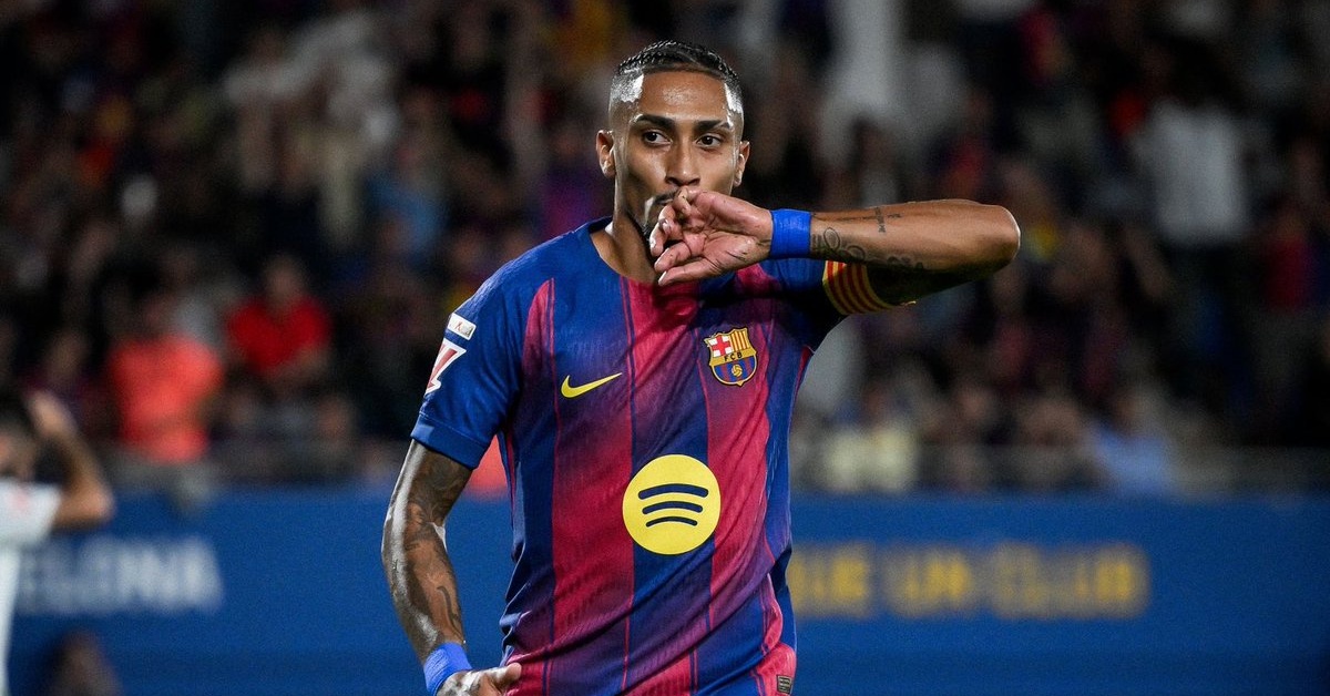 غموض يحيط بمستقبل رافينيا… ورسالة مفاجئة تقلب توقعات جماهير برشلونة