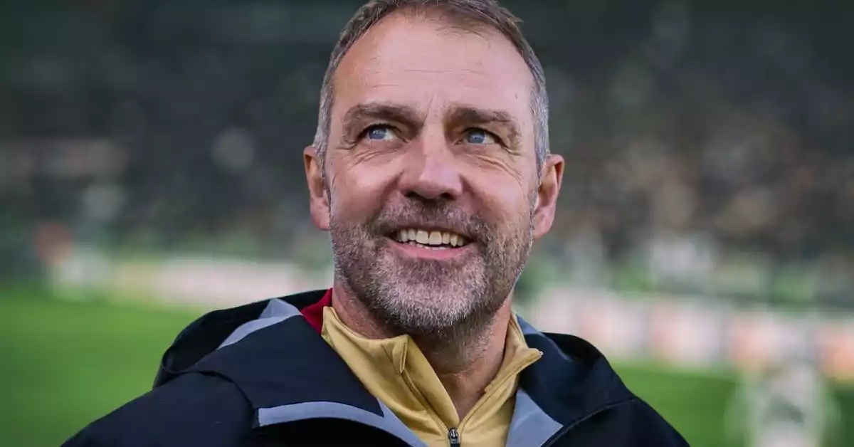 هانسي فليك يضع شرطه الحاسم.. برشلونة يتحرك للتعاقد مع 3 أسماء من العيار الثقيل