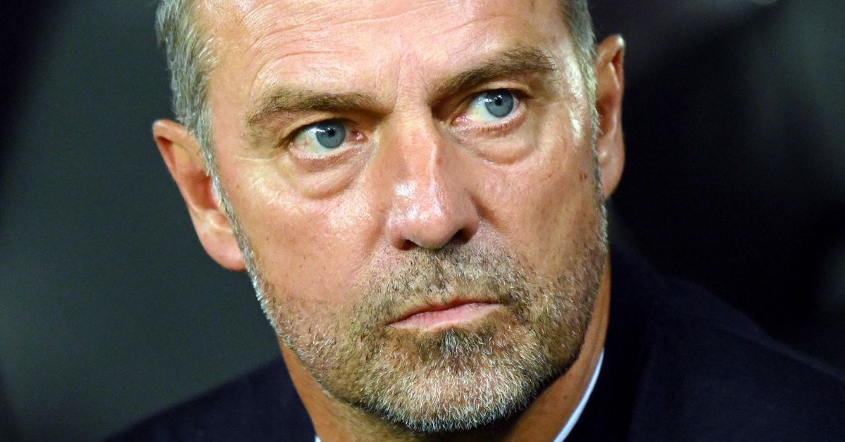 هانسي فليك يقلب برشلونة رأسًا على عقب… وينقذ 4 لاعبين من الرحيل المؤكد