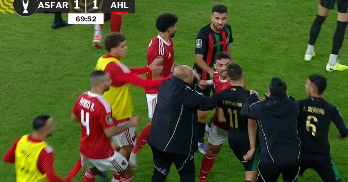 جدل واسع في الكرة الإفريقية بعد أزمة الأهلي والجيش المغربي: من العقوبات إلى مفاجآت كأس الأمم!