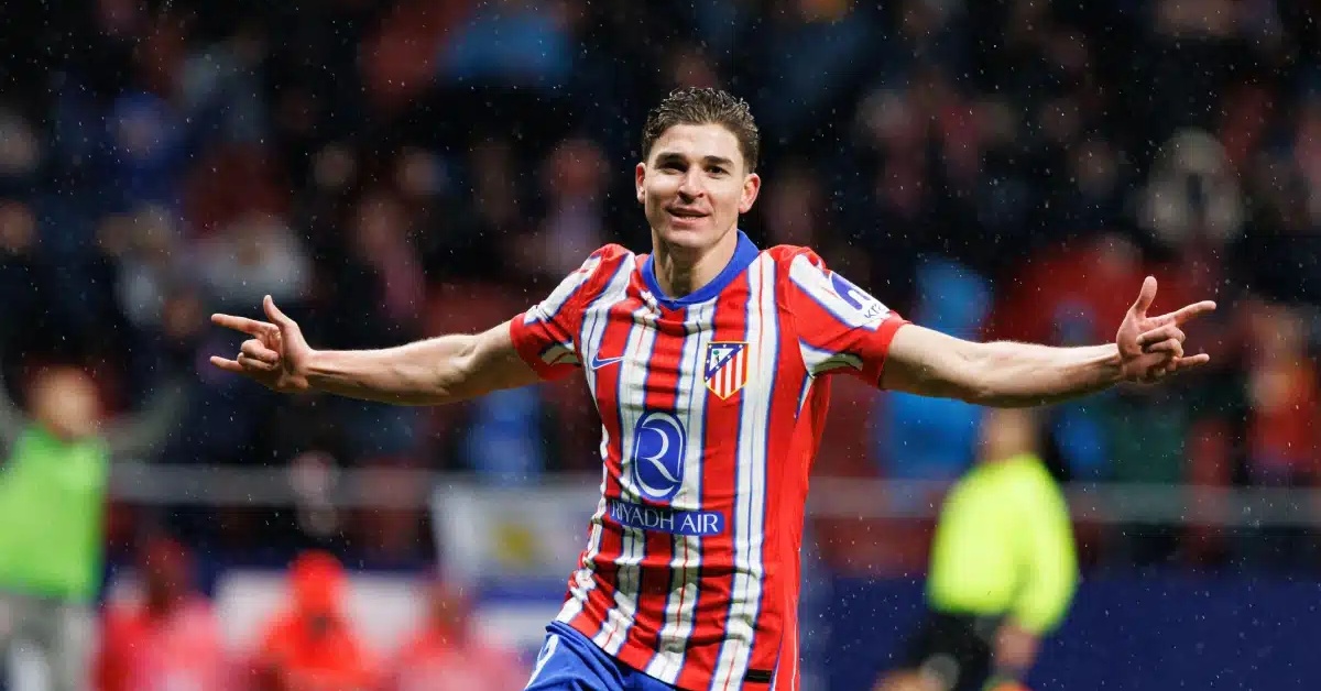 لابورتا يفتح الباب لصفقة تبادلية مع أتلتيكو مدريد: ثنائي برشلونة في طريقه إلى الروخيبلانكوس مقابل خوليان ألفاريز!