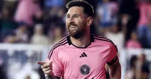 ميسي يوصي زميله بالانضمام لبرشلونة في ميركاتو يناير… خطوة قد تغيّر الدفاع الكتالوني!