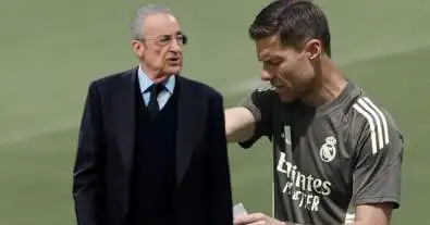 خطة سرية لبيريز: المدرب الأسطوري مرشح للعودة إلى ريال مدريد في حال رحيل تشابي ألونسو