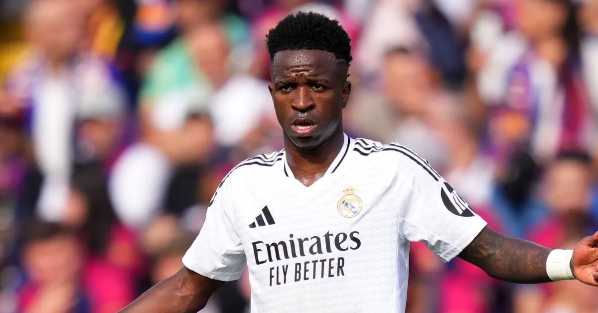 قرار مفاجئ من إدارة ريال مدريد بشأن فينيسيوس جونيور!