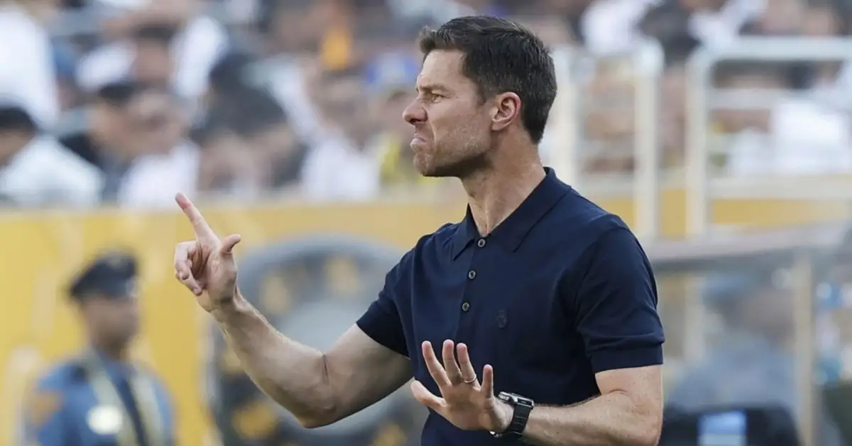 ريال مدريد على صفيح ساخن… تشابي ألونسو يطالب برحيل نجم الفريق فورًا بعد السقوط أمام سيلتا فيغو!