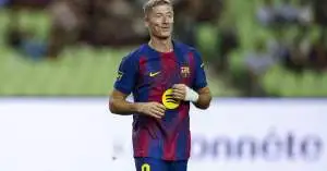 تحول كبير في برشلونة: نجم عالمي يضع شرطين حاسمين قبل الموافقة على خلافة ليفاندوفسكي!