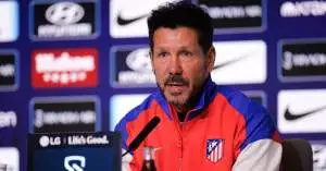 تطور مفاجئ في أتلتيكو مدريد: سيميوني يقترب من ضم نجم برشلونة الشاب في صفقة شتويةمثيرة.. هل ينجح في إقناعه؟